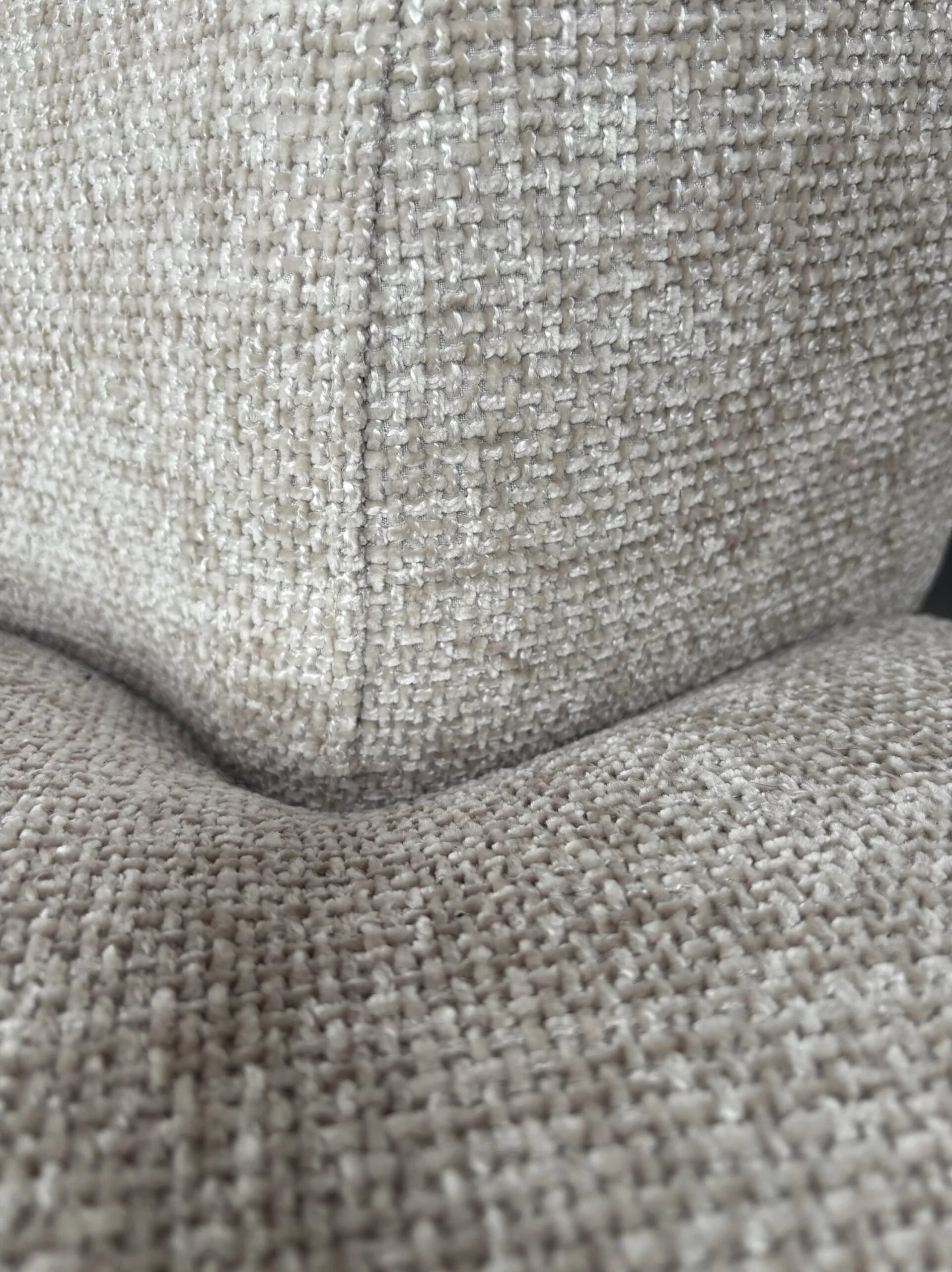 Jona accent chair champagne