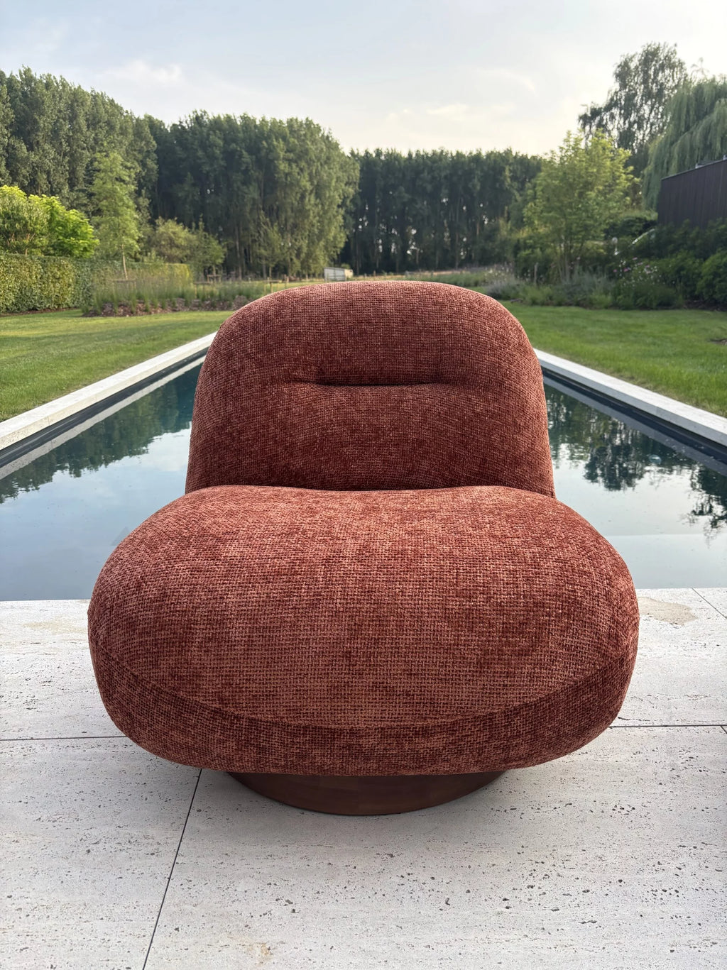 CLOUDY ACCENT CHAIR TERRA