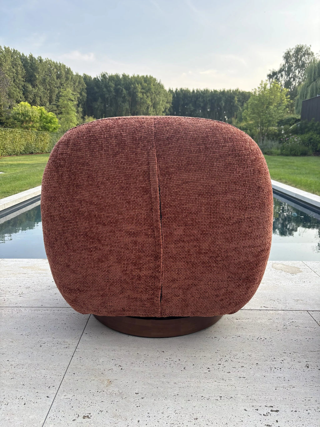 CLOUDY ACCENT CHAIR TERRA