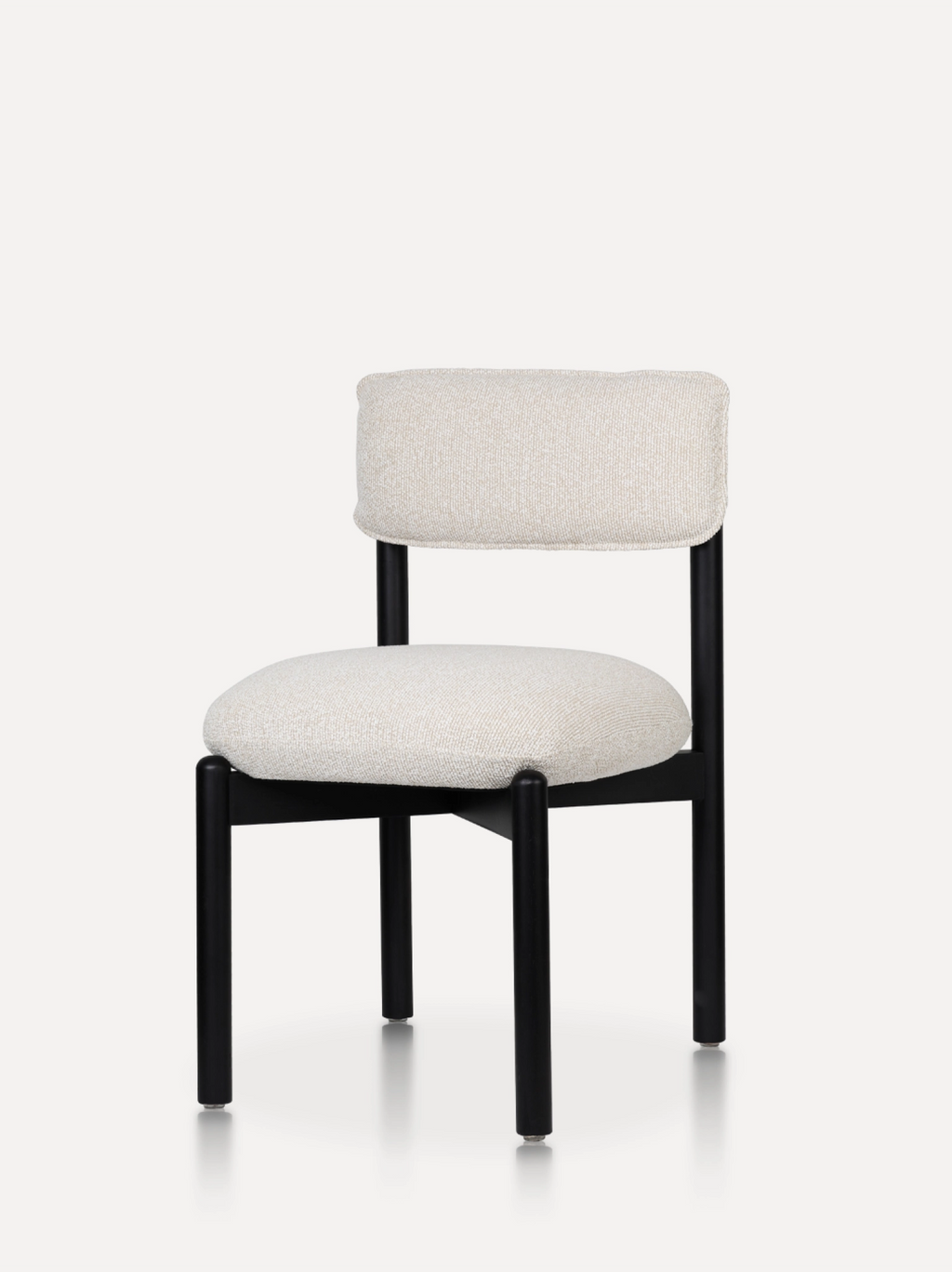 Houten eetkamerstoel frank zwart met beige zitkussen