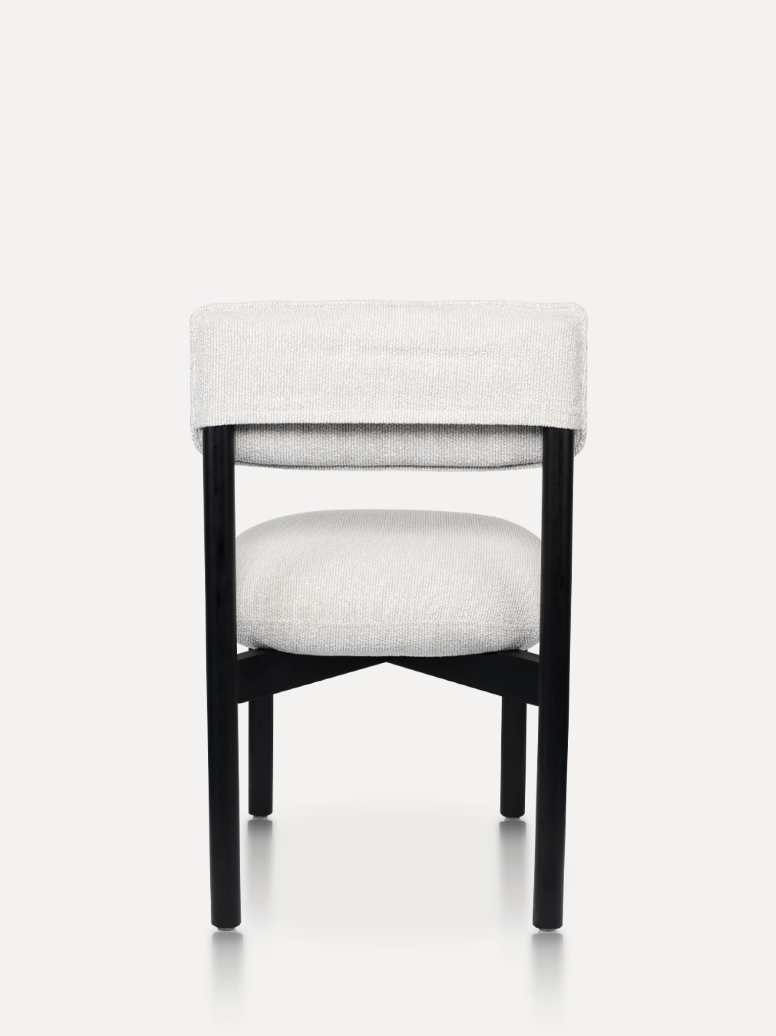 Houten eetkamerstoel frank zwart met beige zitkussen