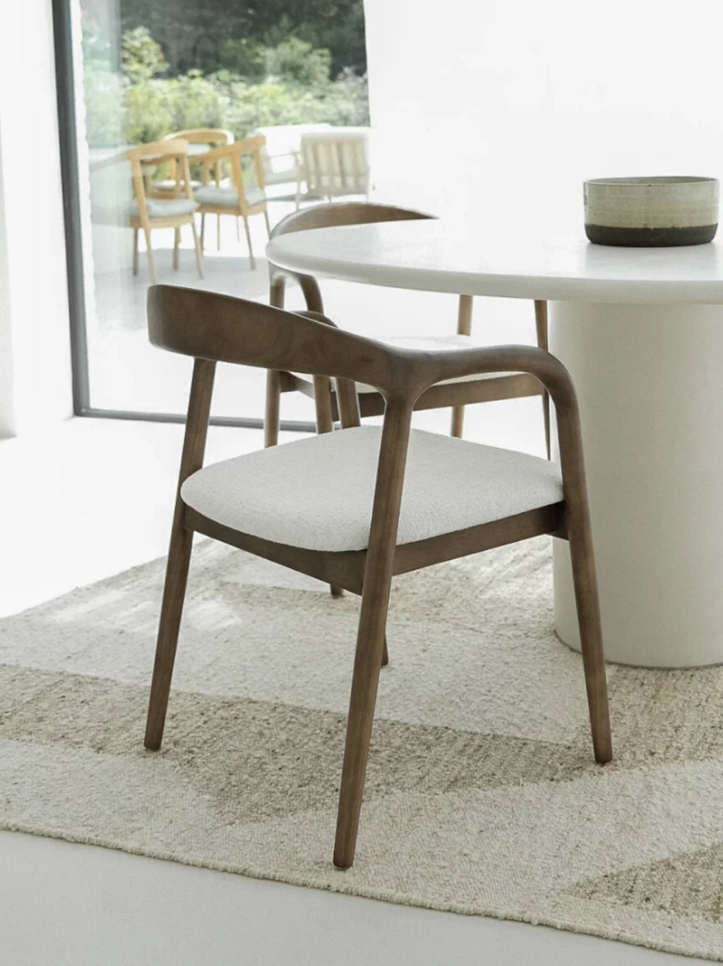 Bromo houten stoel walnoot