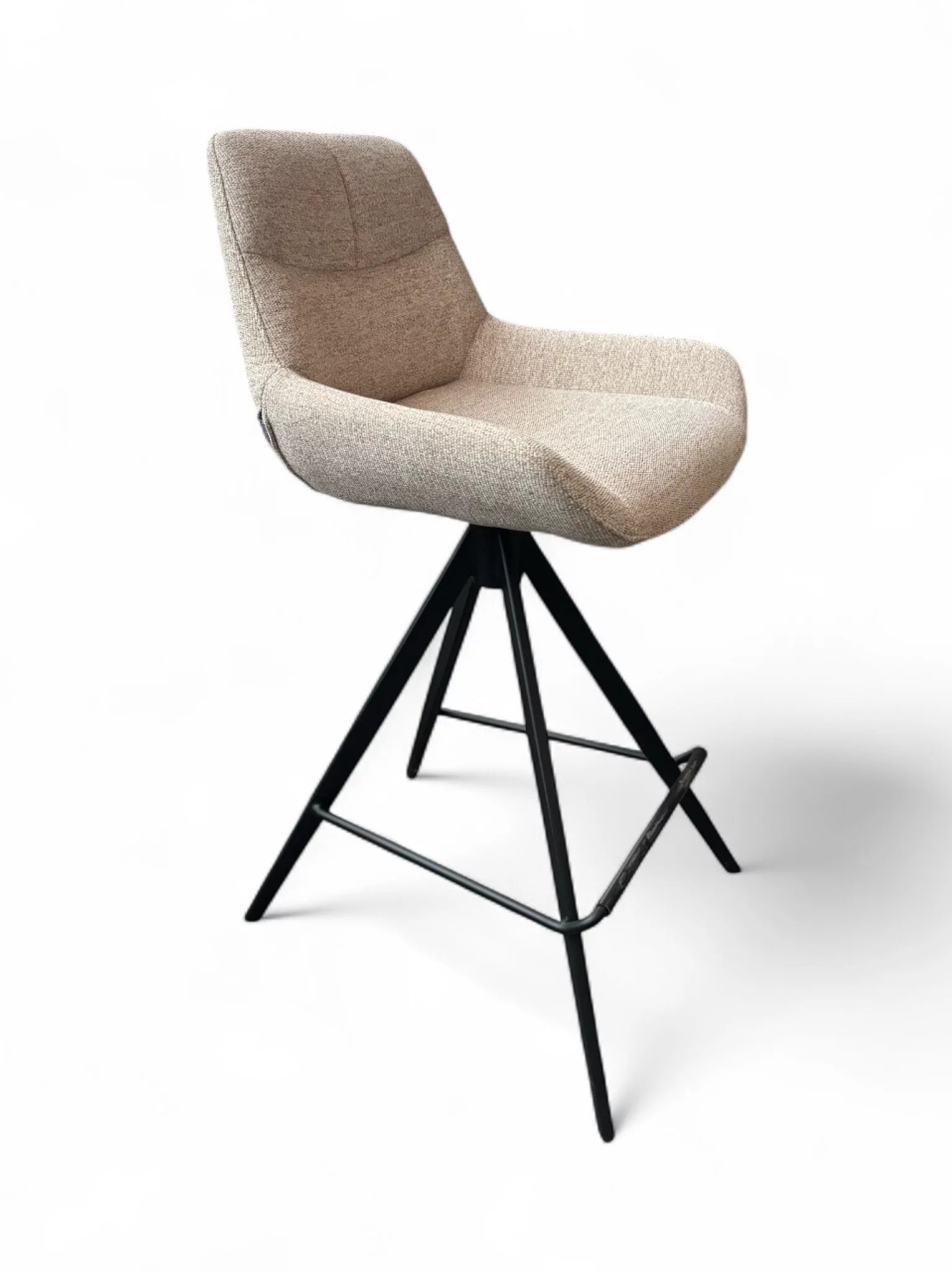 Barstoel bari beige san remo 101 zithoogte 65